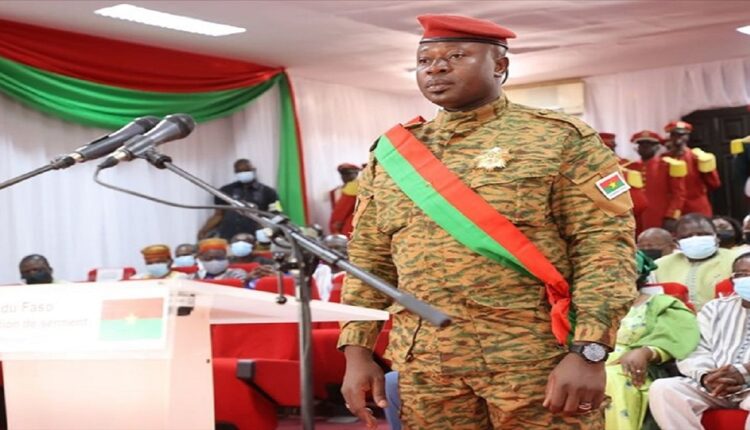 Prestation de serment du président du Faso, Paul-Henri Damiba Crédit © Présidence par DR