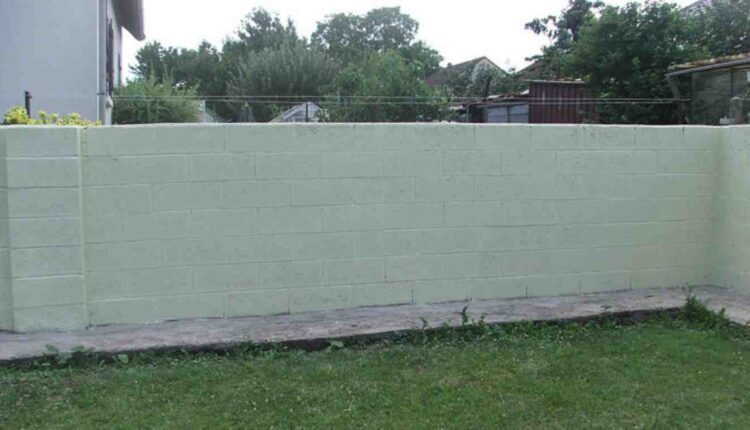 peindre le mur de la cloture de sa maison @ Maison;com