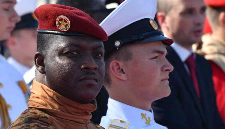 AU Burkina Faso arrivée de près de 100 militaires russes