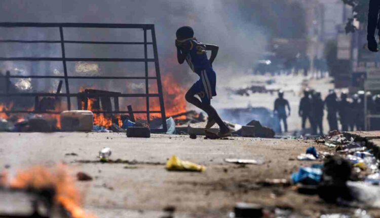 Manifestation au Sénégal - Présidentielle de février 2024 arrestation de deux opposantes dont une candidate