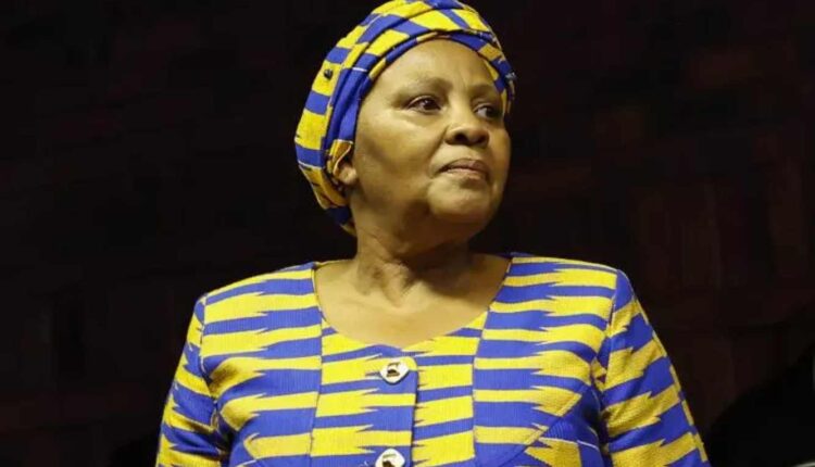 L'ex-présidente du Parlement sud-africain Nosiviwe Mapisa-Nqakula lors de sa comparution devant un tribunal de Pretoria, le 4 avril 2024 AFP Phill Magakoe
