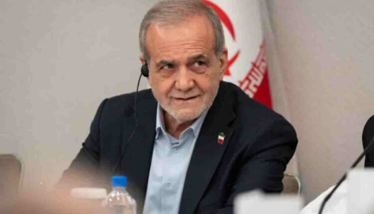 Le président iranien Massoud PezeshkianAngelina Katsanis_AP