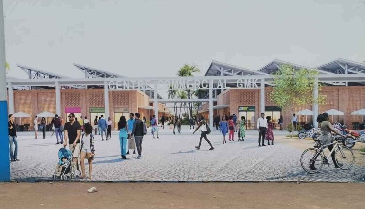 Maquette de la devanture du pôle commercial en construction au stade Général Mathieu Kérékou de Kohounou , à Cotonou au Bénin Photo : Angèle M. ADANLE
